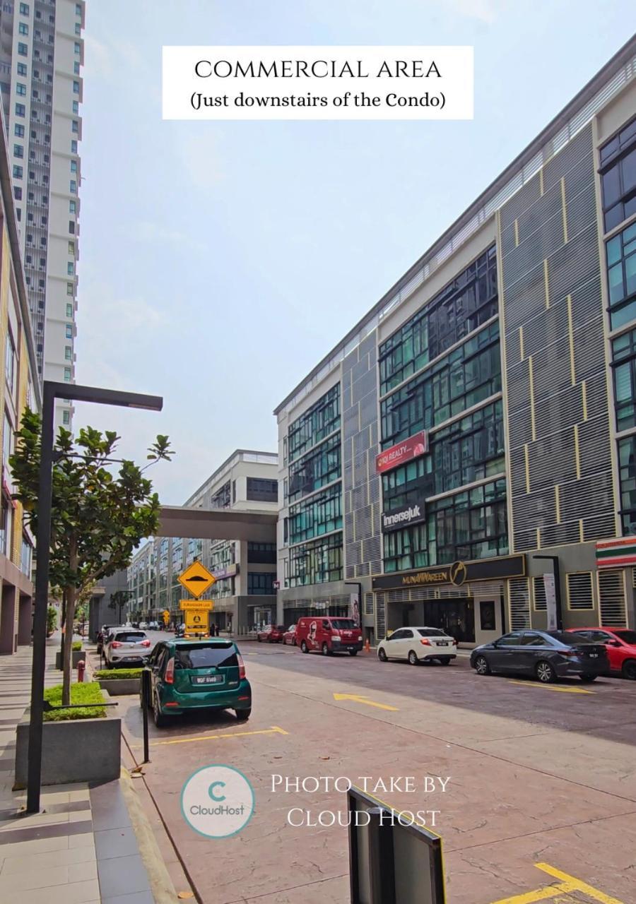 Conezion Near Ioi City Mall, Maeps Serdang, Putrajaya By Cloud Host Exterior foto